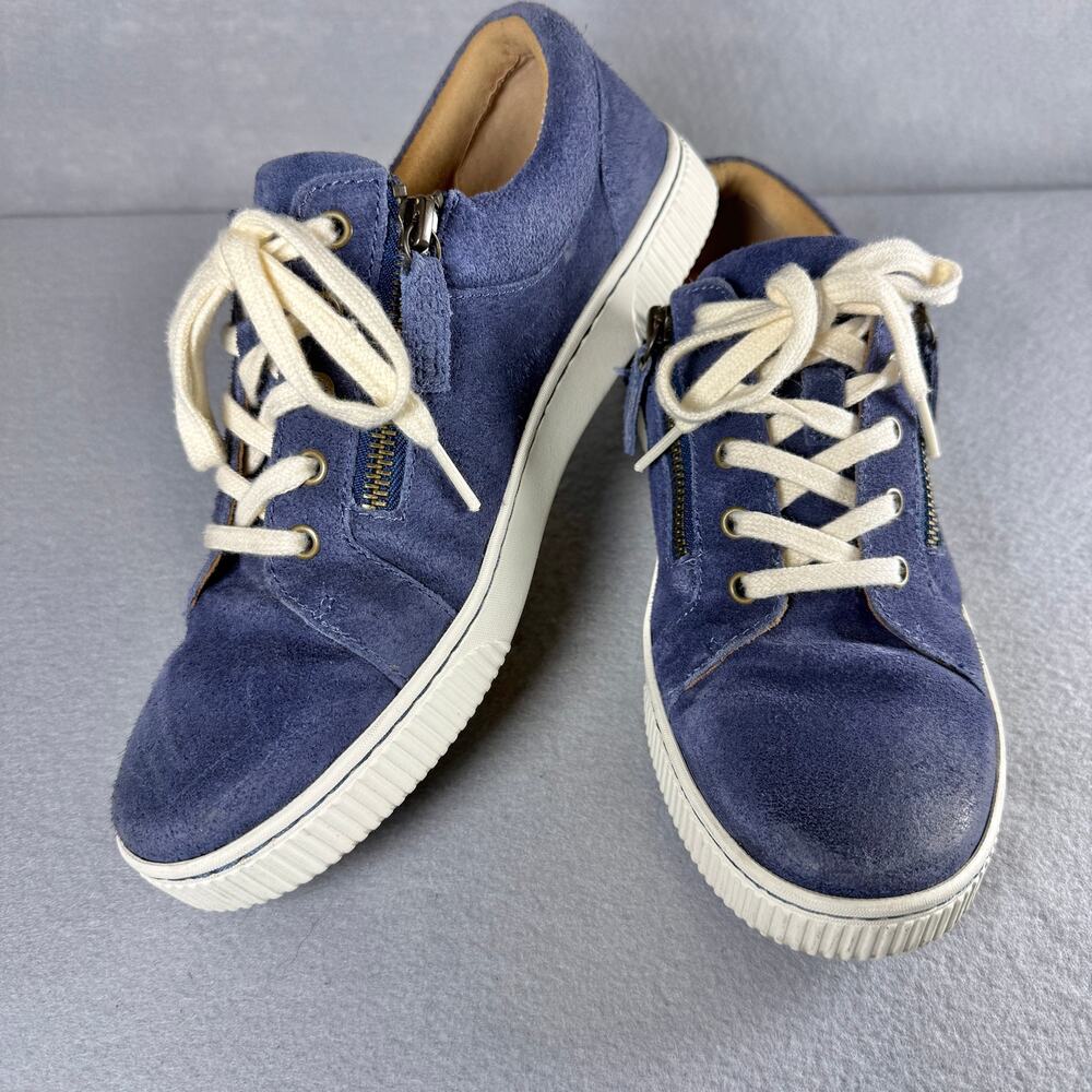 Womens Born Paloma blue suede leather sneakers - EUC low profile size 9M
